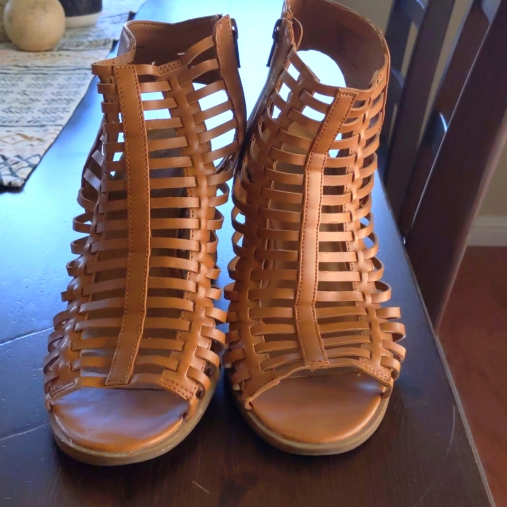 Cute Platform Heels!